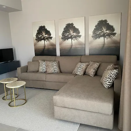 Villa Polinesia 6 *