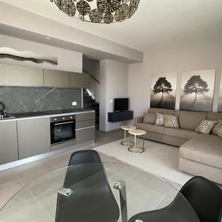 Polinesia 6 * Lido delle Nazioni